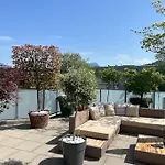 Atikka, Penthouse