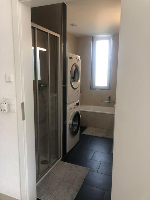 Atikka, Penthouse